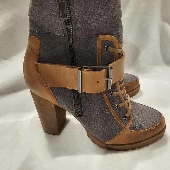 NWT and Box Boots - Picture 12 of 13